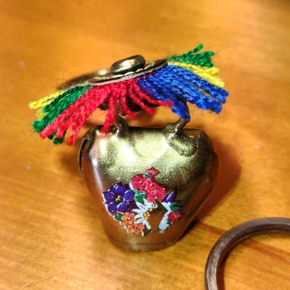 Beautiful Lot of Vintage Keychains/Body Jewelry - Picture 3 of 5